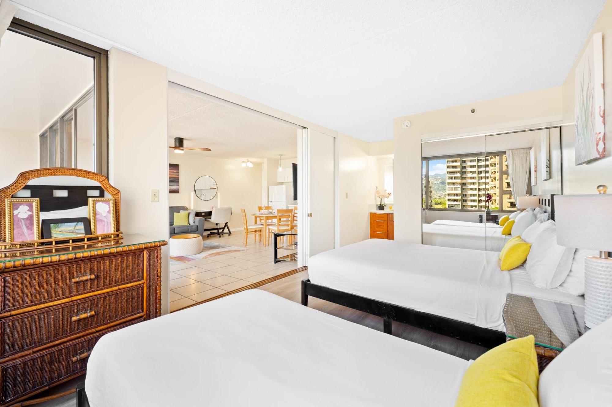 Cozy Waikiki Getaway, Stroll To Beach With Free Parking Χονολουλού Εξωτερικό φωτογραφία