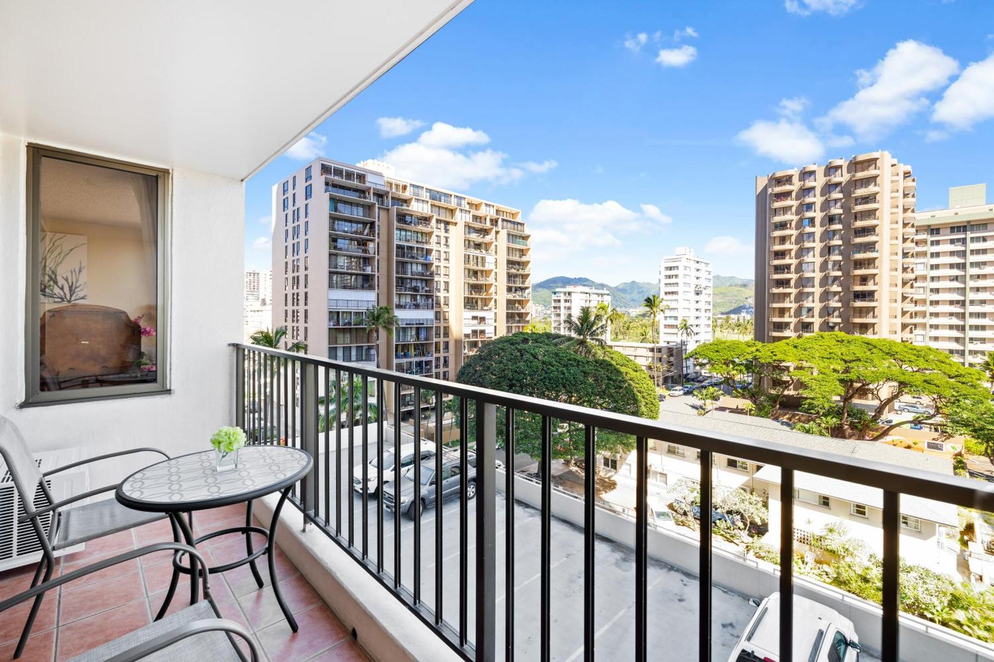 Cozy Waikiki Getaway, Stroll To Beach With Free Parking Χονολουλού Εξωτερικό φωτογραφία