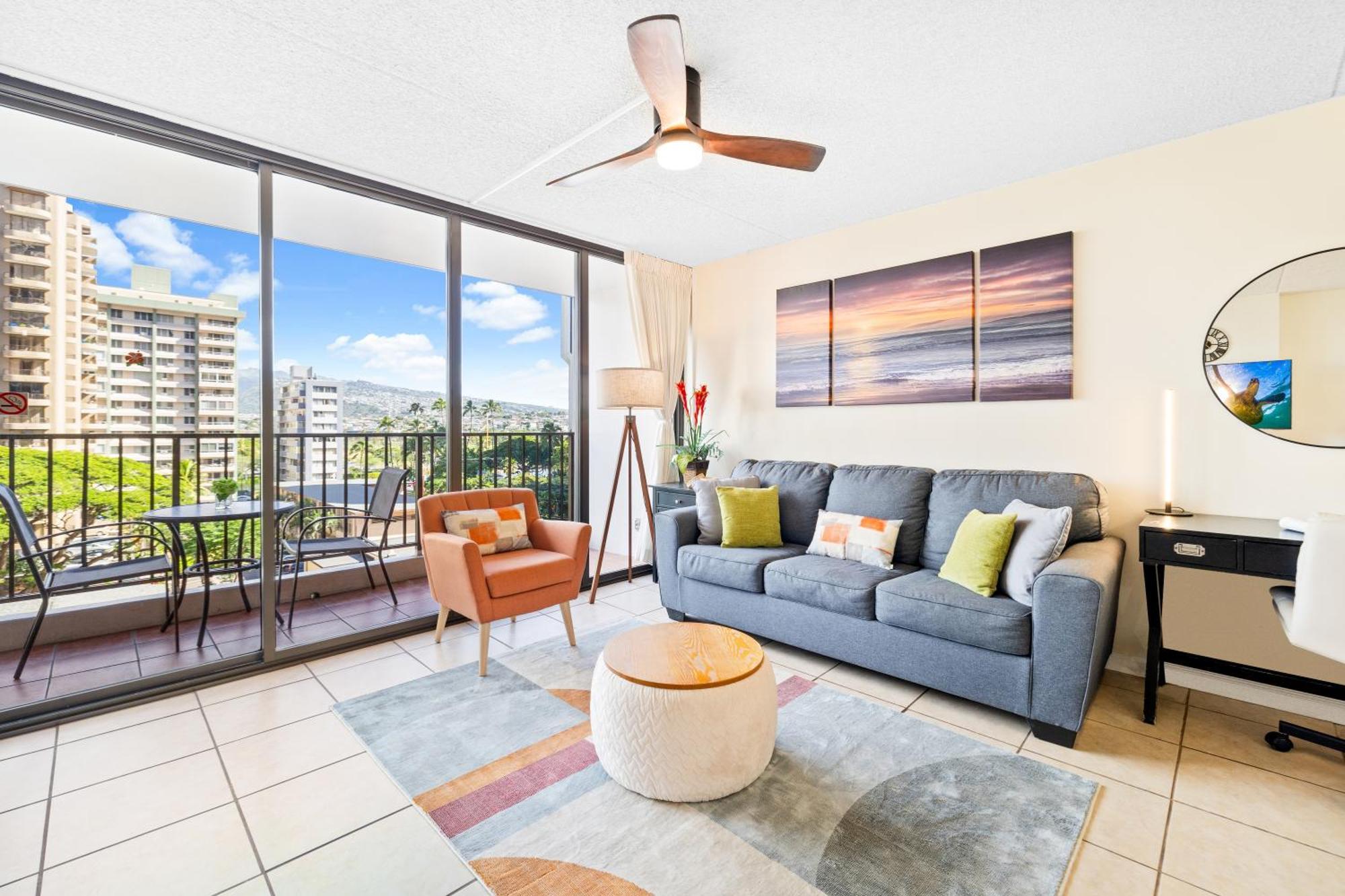 Cozy Waikiki Getaway, Stroll To Beach With Free Parking Χονολουλού Εξωτερικό φωτογραφία