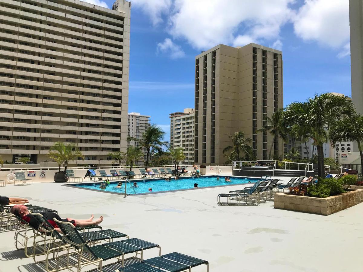 Cozy Waikiki Getaway, Stroll To Beach With Free Parking Χονολουλού Εξωτερικό φωτογραφία